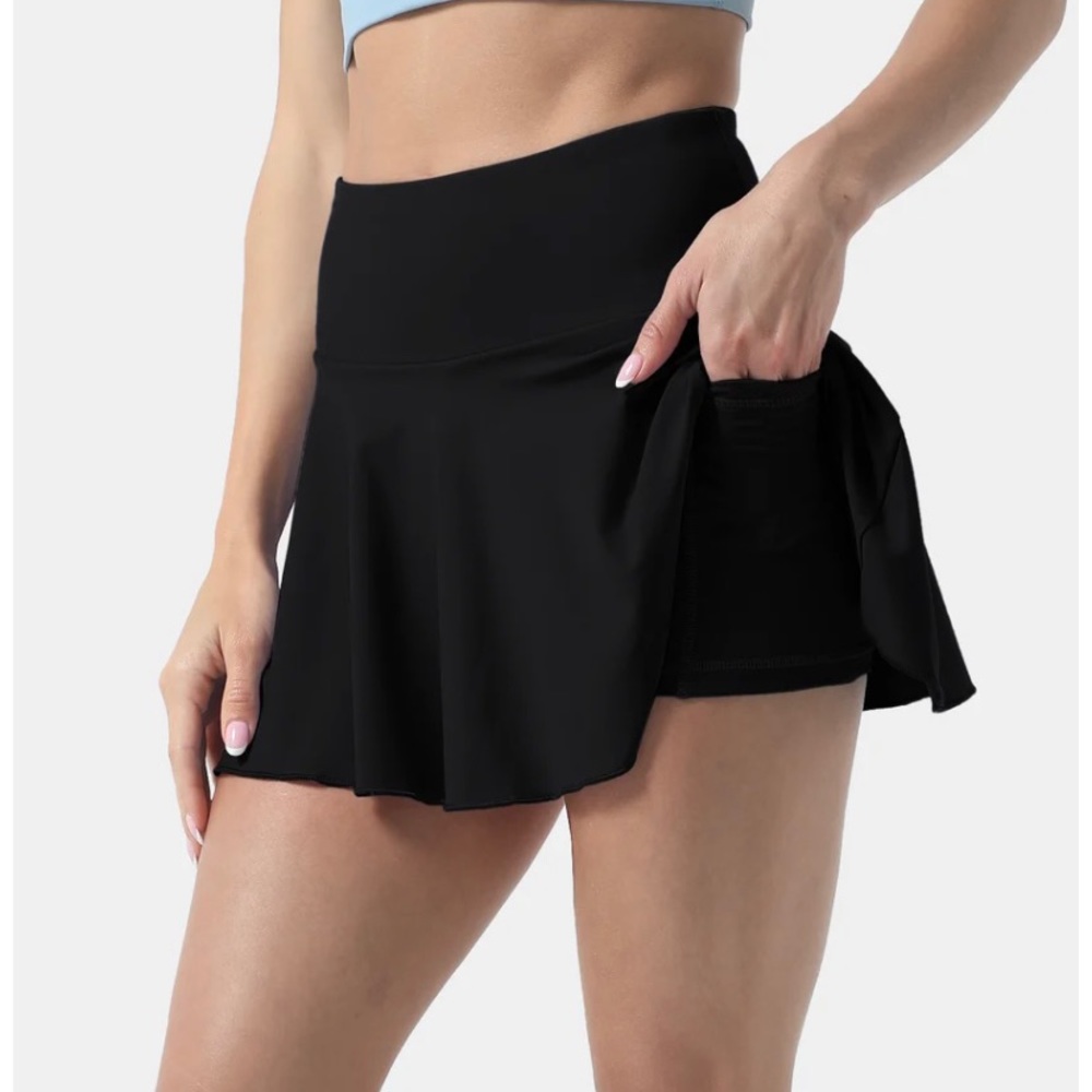Halara everyday cloudful air tennis skort black small skirt